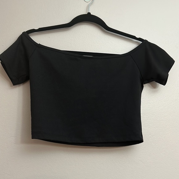 Bow tie crop top - Picture 2 of 2